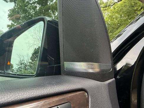 Used 2019 Mercedes-Benz GLS 450 4MATIC image 18