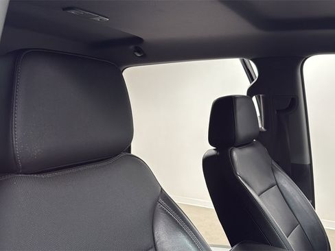 Used 2019 Chevrolet Silverado 1500 LTZ image 19