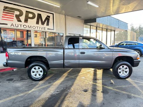 Used 2004 Dodge Dakota Sport w/ Trailer Tow Group image 8