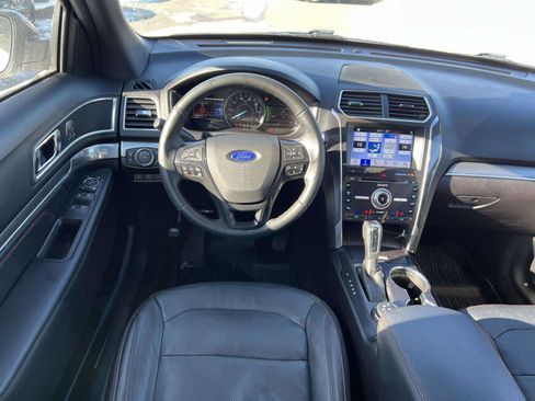 Used 2017 Ford Explorer Sport w/ Equipment Group 401A image 13