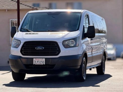 Used 2015 Ford Transit 350 XL RWD image 5