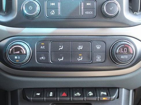 Used 2020 Chevrolet Colorado Z71 image 23