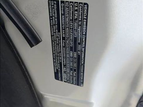 Used 2022 Nissan Rogue SV image 23