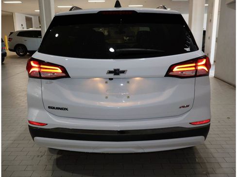 Used 2023 Chevrolet Equinox RS FWD image 6