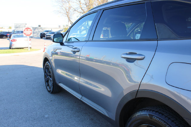 Used 2021 Kia Sorento S w/ Panoramic Sunroof Package AWD/4WD image 46
