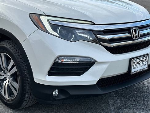 Used 2017 Honda Pilot EX image 8