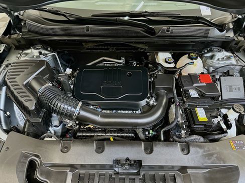 Used 2025 Chevrolet Blazer LT image 33