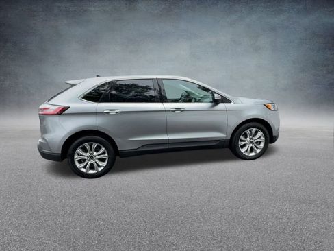 Used 2024 Ford Edge Titanium image 26