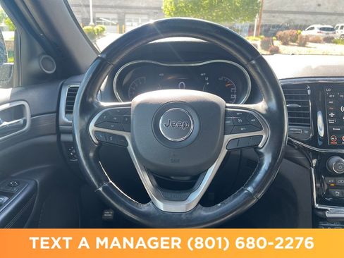 Used 2020 Jeep Grand Cherokee Altitude AWD/4WD image 18