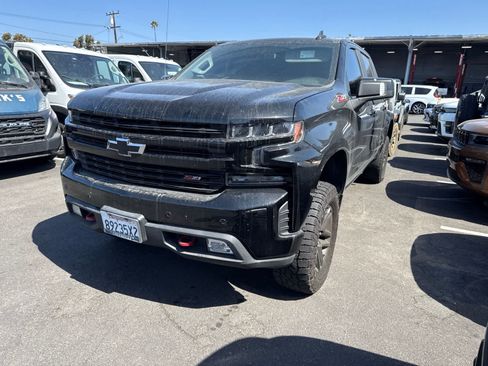 Used 2020 Chevrolet Silverado 1500 LT Trail Boss AWD/4WD image 1