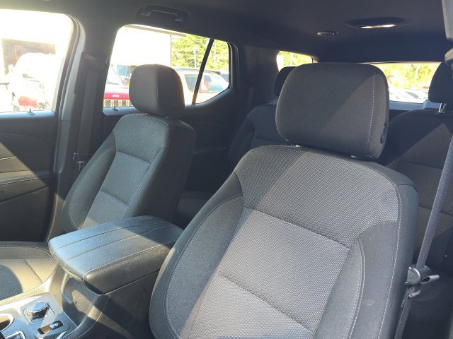 Certified 2023 Chevrolet Traverse LT FWD image 23