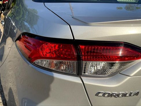 Used 2026 Toyota Corolla SE image 28