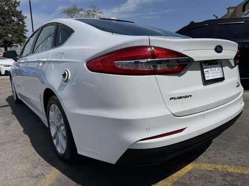 Used 2019 Ford Fusion SE image 7