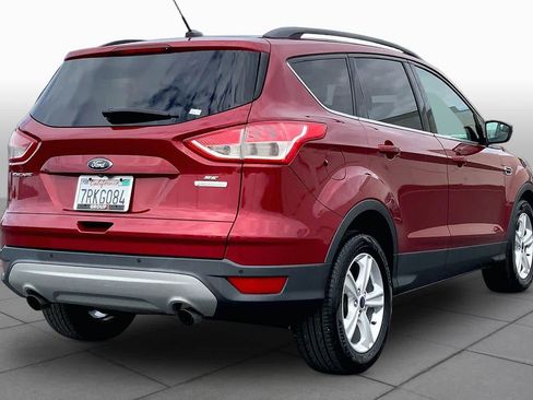 Used 2016 Ford Escape SE w/ Equipment Group 201A FWD image 11