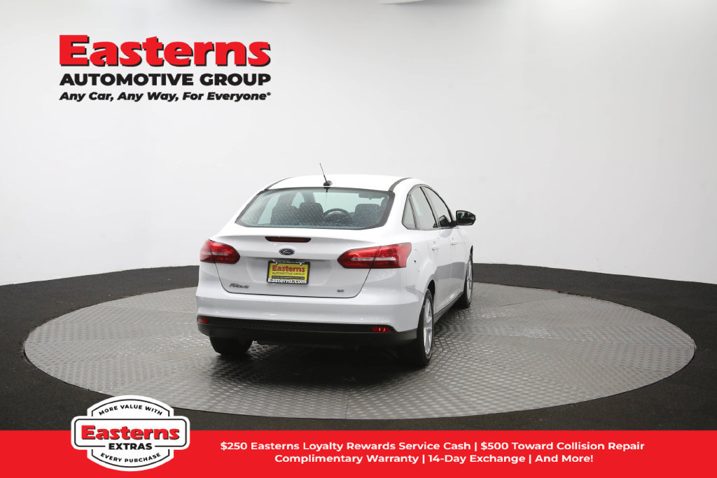 Used 2018 Ford Focus SE w/ Cold Weather Package FWD image 38