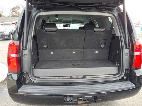 Used 2018 Chevrolet Tahoe LT image 13