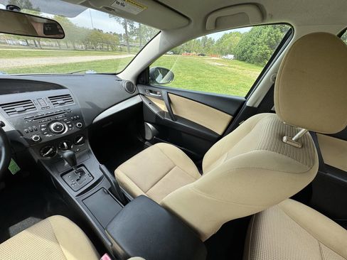 Used 2012 MAZDA MAZDA3 i Touring image 17