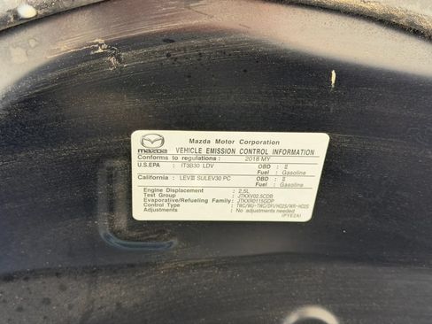 Used 2018 MAZDA MAZDA3 Grand Touring FWD image 30