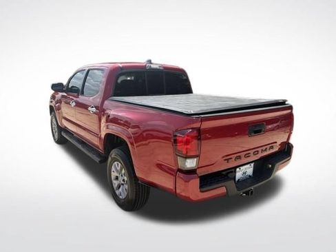 Used 2020 Toyota Tacoma SR w/ SR Convenience Package RWD image 5