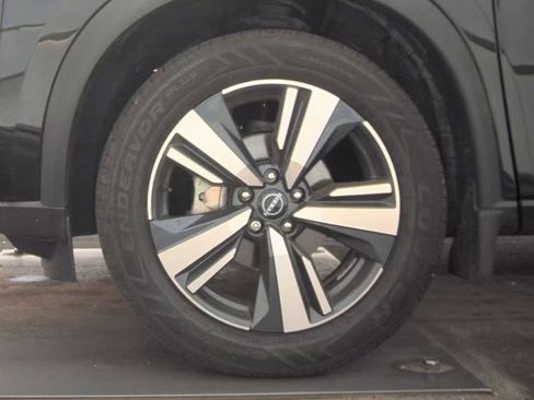 Used 2023 Nissan Rogue SL FWD image 10