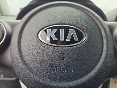 Used 2021 Kia Soul S FWD image 21
