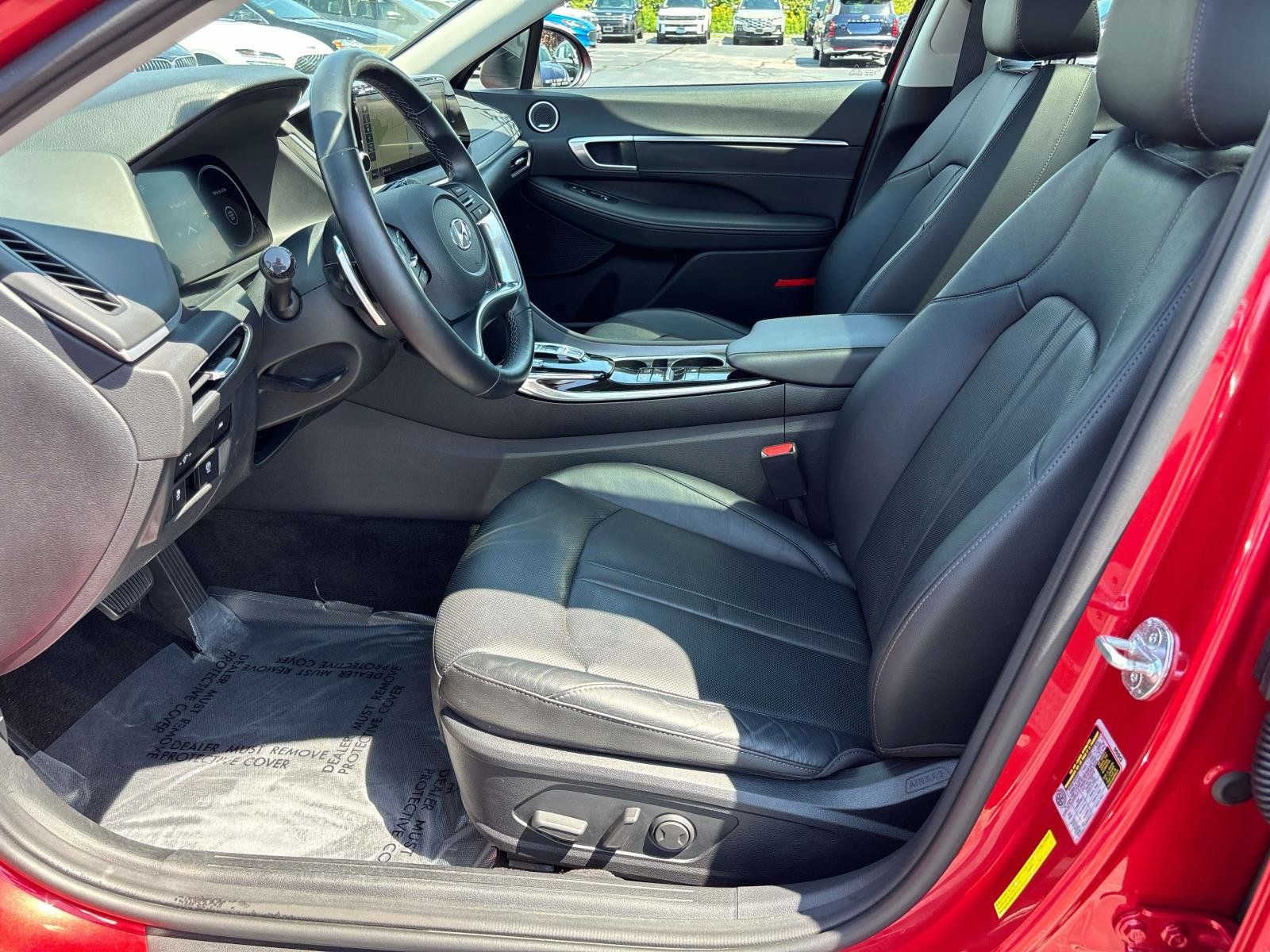 Used 2021 Hyundai Sonata Limited w/ Winter Weather Package FWD image 9
