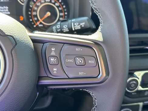 New 2025 Jeep Wrangler Sport S image 30