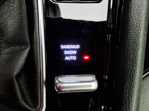 Used 2025 Jeep Compass Limited AWD/4WD image 22
