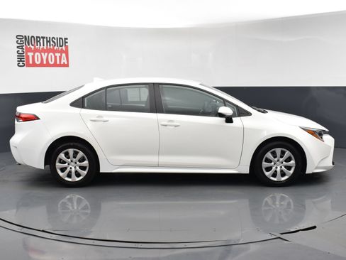 Used 2024 Toyota Corolla LE FWD image 5