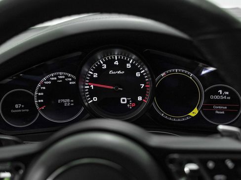 Used 2020 Porsche Cayenne Turbo image 18