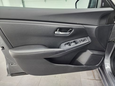 Used 2023 Nissan Sentra SV image 35