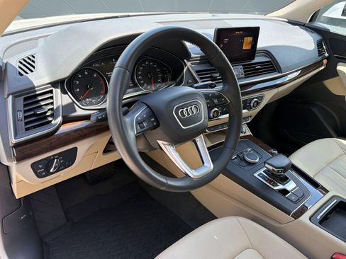 Used 2019 Audi Q5 2.0T Premium AWD/4WD image 4