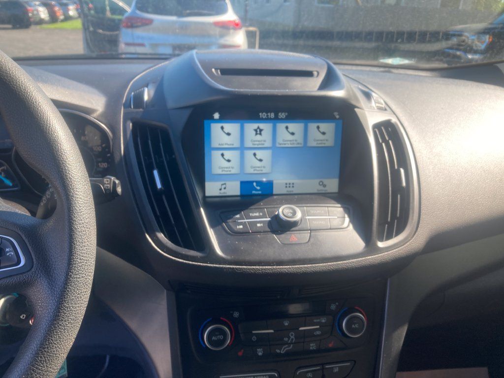 Used 2018 Ford Escape SE w/ SE Sync 3 Package AWD/4WD image 23