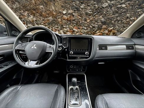 Used 2020 Mitsubishi Outlander SEL image 7