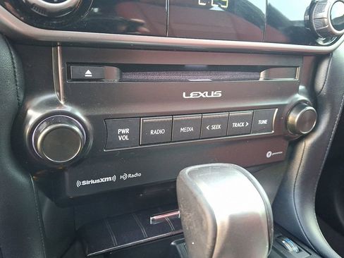 Used 2023 Lexus GX 460 Premium image 17