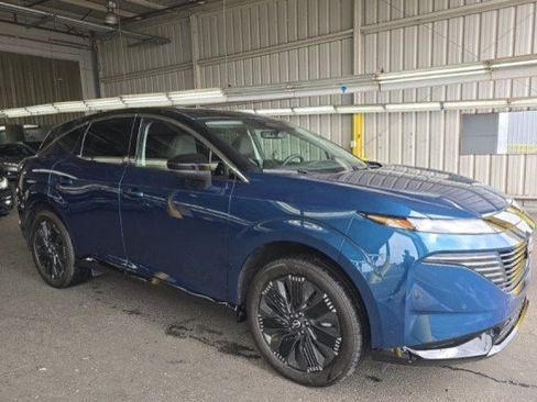 Used 2025 Nissan Murano Platinum w/ Cargo Package AWD/4WD image 2