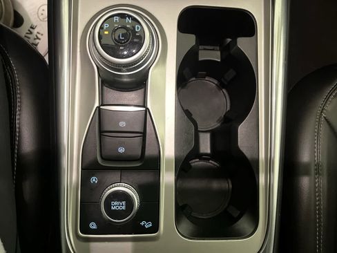 Used 2023 Ford Explorer XLT w/ Equipment Group 202A image 21