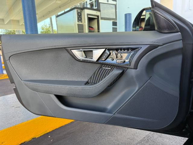 Used 2015 Jaguar F-TYPE Coupe RWD image 9