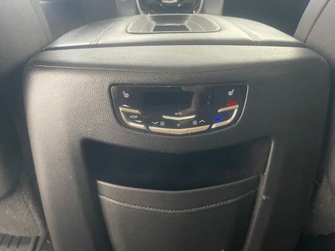 Used 2019 Cadillac Escalade Luxury AWD/4WD image 49