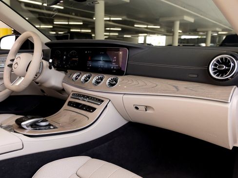 Certified 2023 Mercedes-Benz E 450 Cabriolet image 24