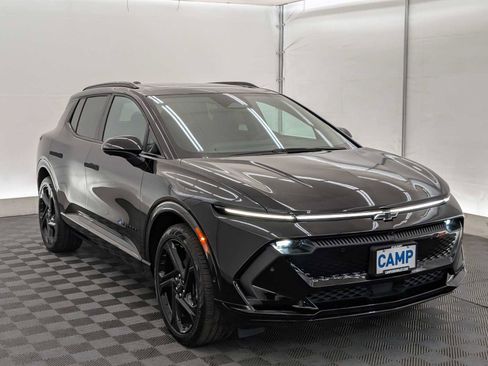 New 2026 Chevrolet Equinox EV RS image 8