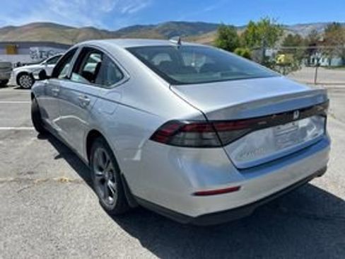 Used 2023 Honda Accord EX image 7