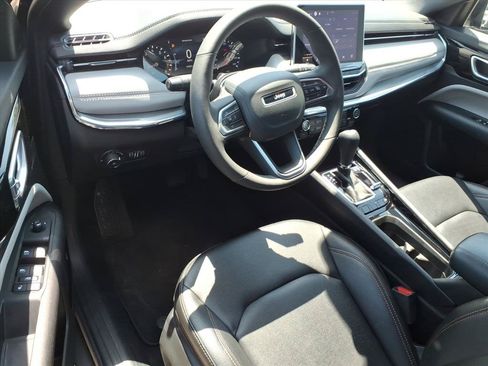 Used 2023 Jeep Compass Limited AWD/4WD image 19