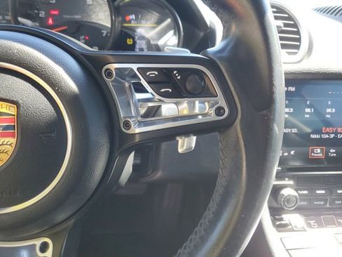 Used 2018 Porsche 718 Cayman image 15