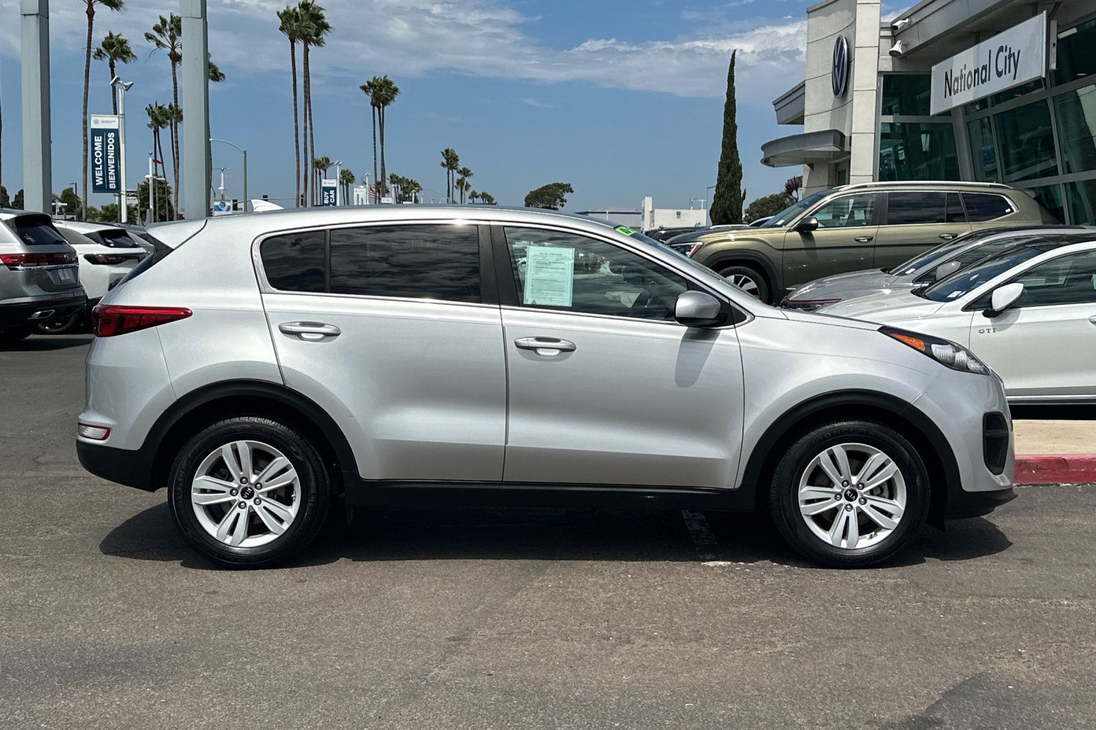 Used 2018 Kia Sportage LX FWD image 3