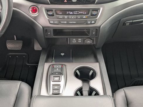 Used 2025 Honda Ridgeline RTL image 19