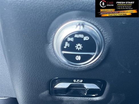 Used 2023 Mercedes-Benz C 300 4MATIC Sedan w/ AMG Line w/ Night Package image 29