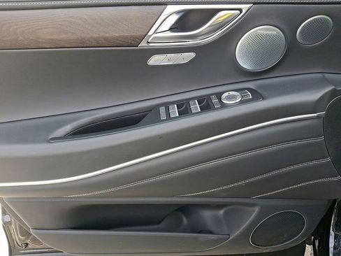 Used 2025 Genesis GV80 3.5T Prestige image 10