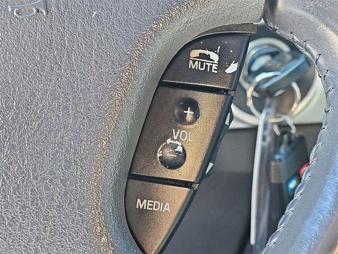 Used 2002 Ford Thunderbird image 24