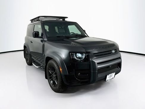 Used 2023 Land Rover Defender 90 X AWD/4WD image 3